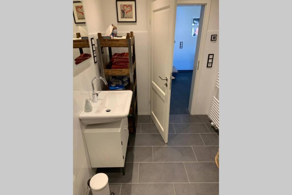 Hier Steckt Liebe Drin ! Apartamento Dormagen Exterior foto